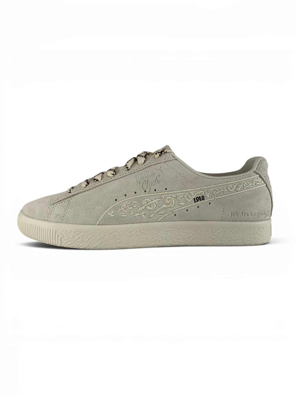 PUMA Clyde x We Are Legends Neo-Renaissance Men's Shoes Sneakers 399641-01